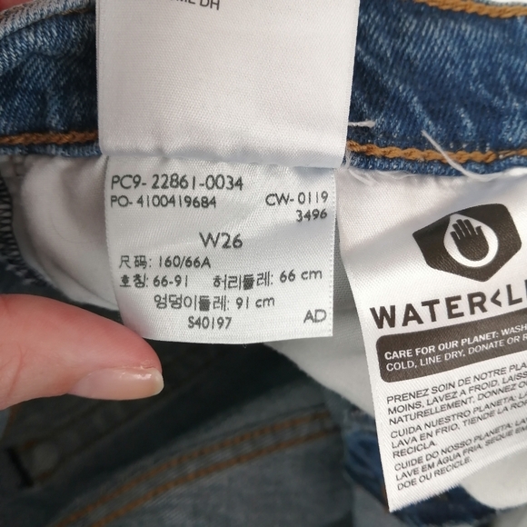 Levi's Premium Wedgie Jeans in These Dreams Medium Wash High Waist Ankle 26 - Picture 13 of 16